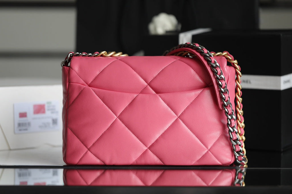 Chanel 19 Flap Bag Medium Pink - 30cm — view 2