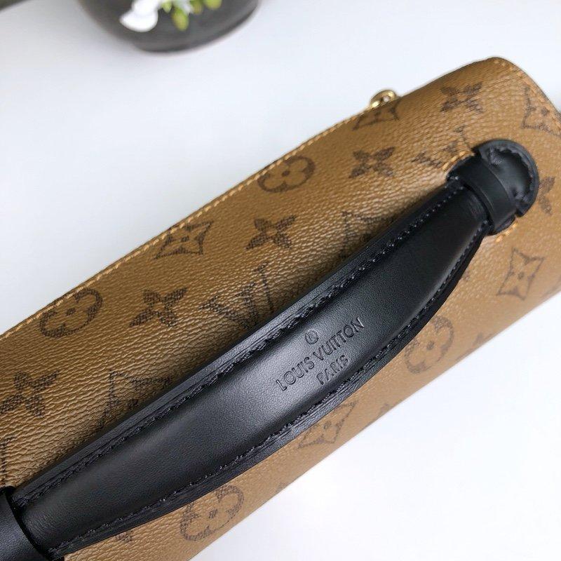 Louis Vuitton Pochette Métis — view 6