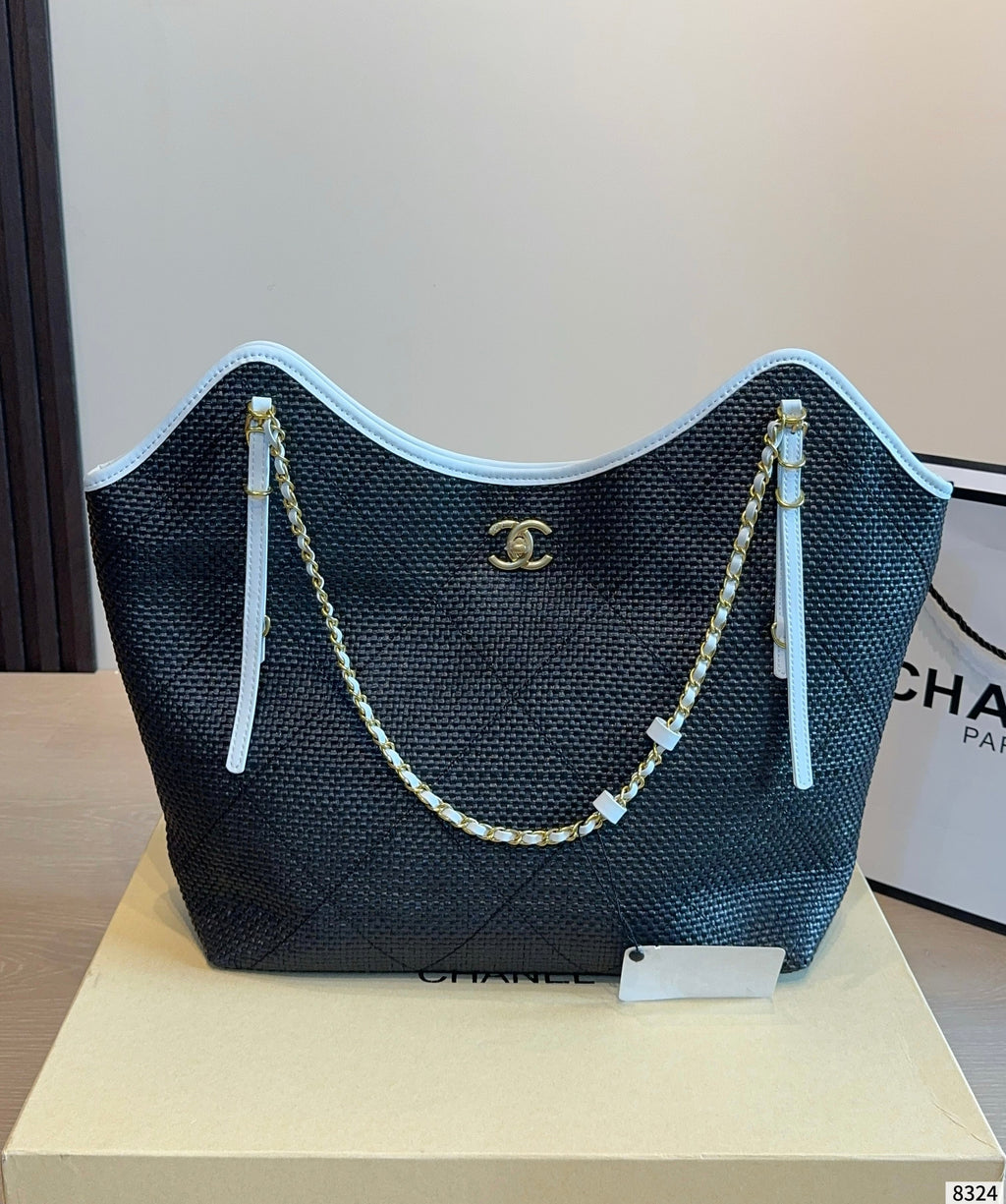 Serenityll 2001110 Chanel Bag — view 1