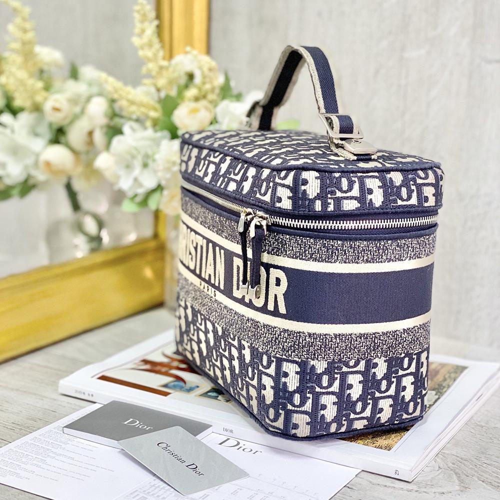 DiorTravel Vanity Case — view 7