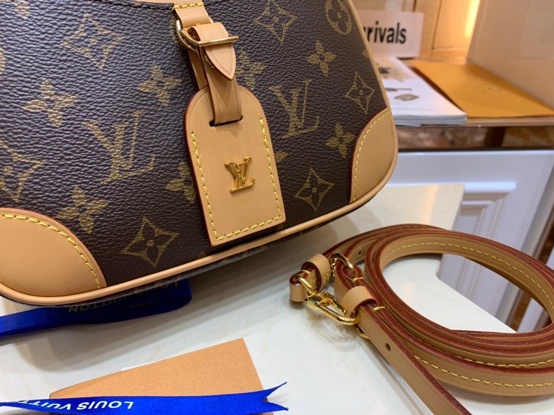 LV Deauville Mini Handbag — view 5