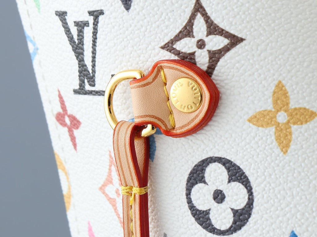 Louis Vuitton LV Neverfull Tote Bag — view 5