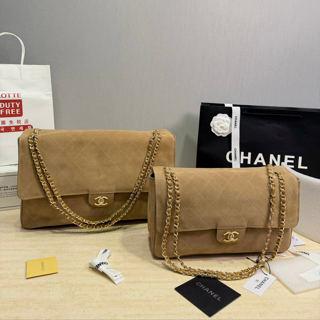 Serenityll 2001122 Chanel Bag — view 3