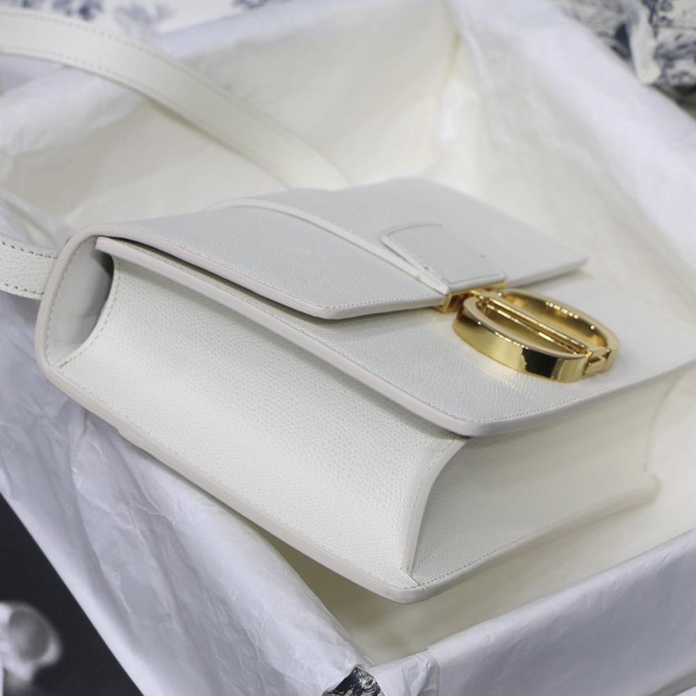 Dior 30 Montaigne Bag Latte Box Calfskin — view 3