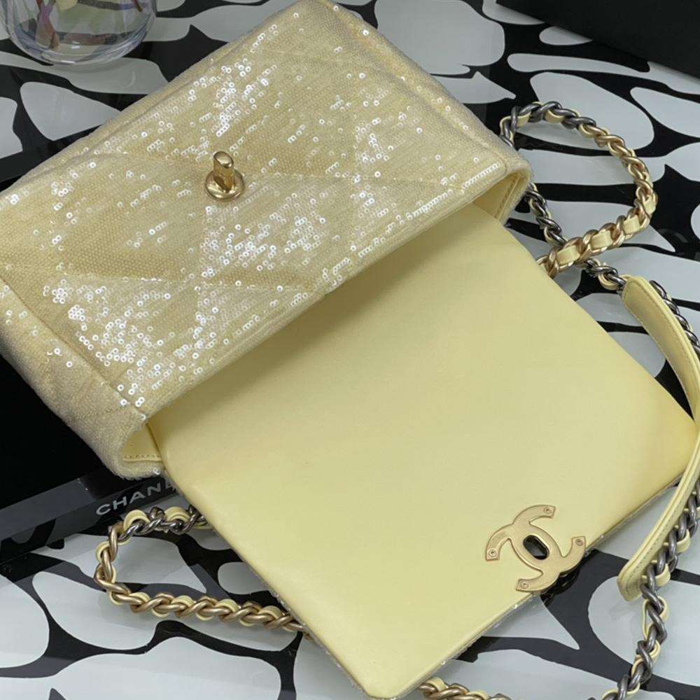 Chanel 19 Sequin Flap Bag — view 6