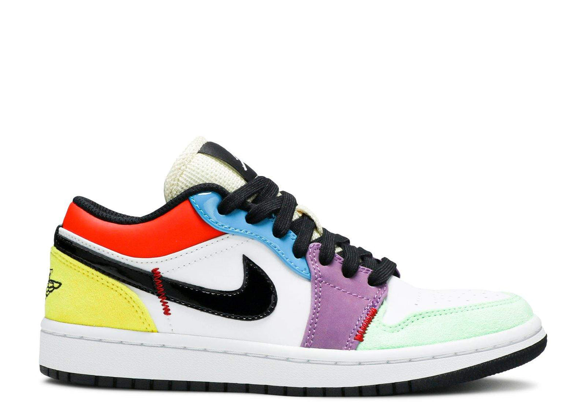 Air Jordan 1 Low SE ¡®Lightbulb¡¯ Everlasting Sneaker — view 1