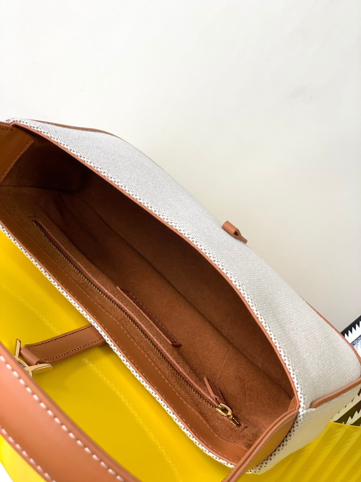 YSL Le 5 a 7 in Canvas and Leather Shoulder Bag - White — view 4