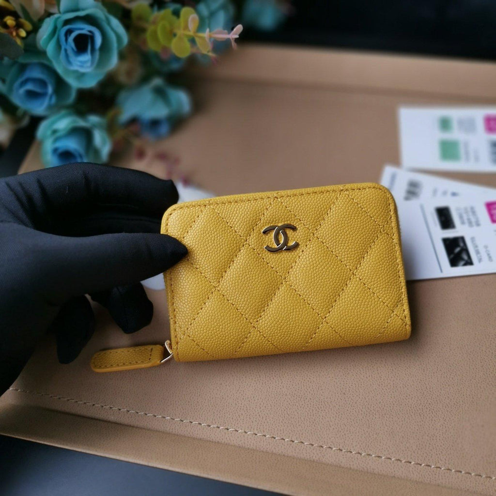 Chanel Wallet — view 1
