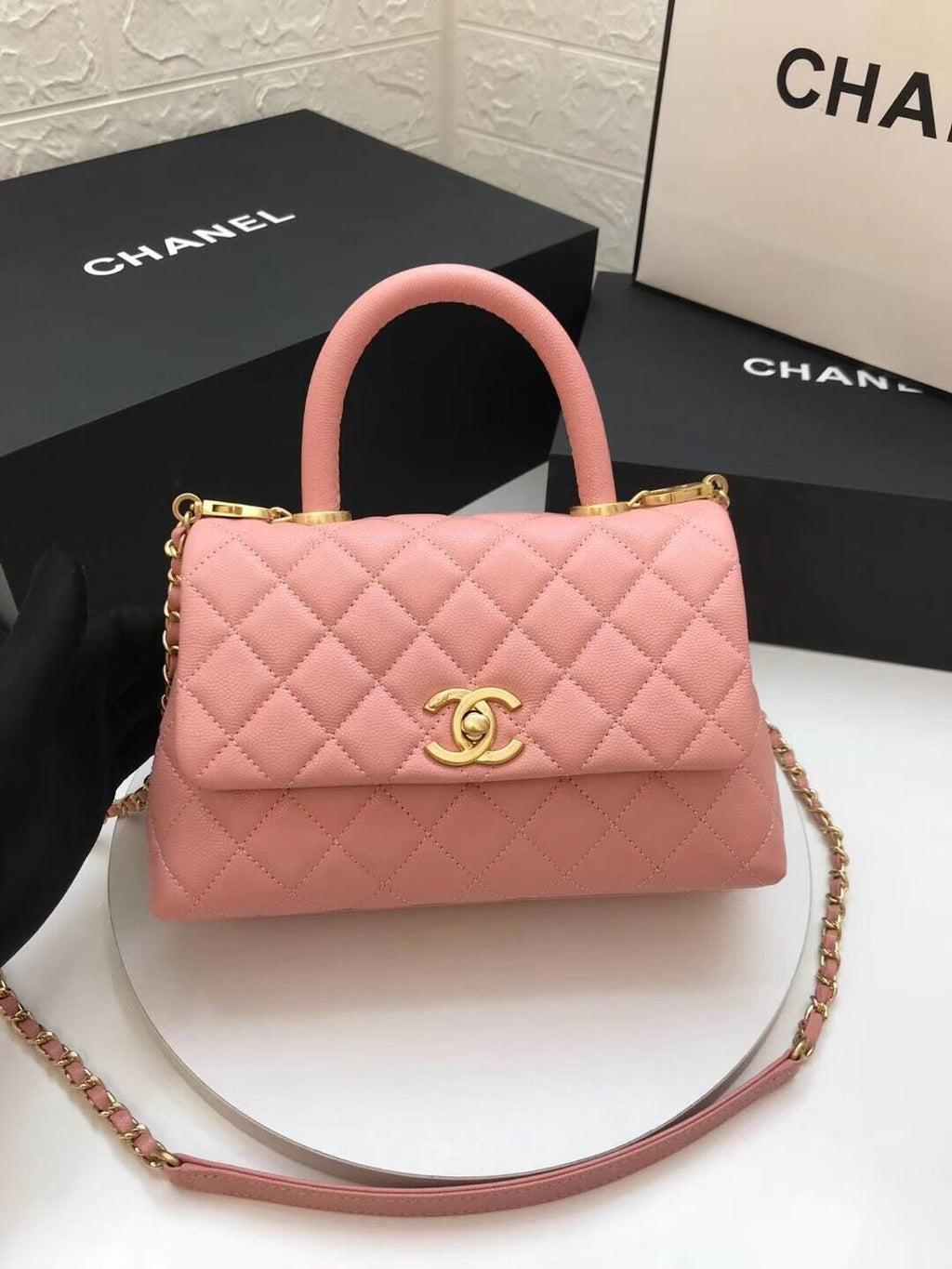 Chanel Coco Handle Gold Caviar Pink 24 cm Handbag — view 1