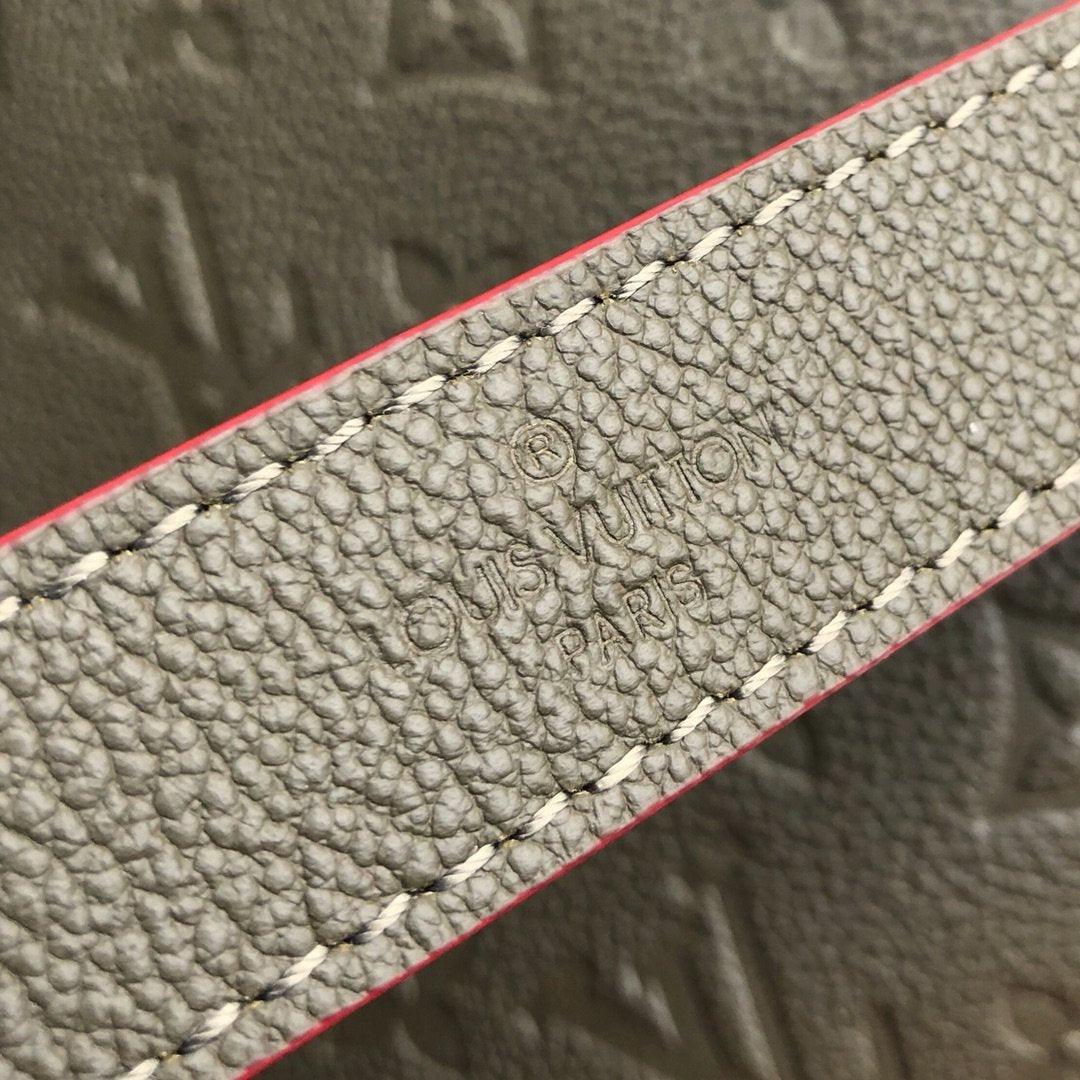 Louis Vuitton Montaigne MM Handbag — view 7