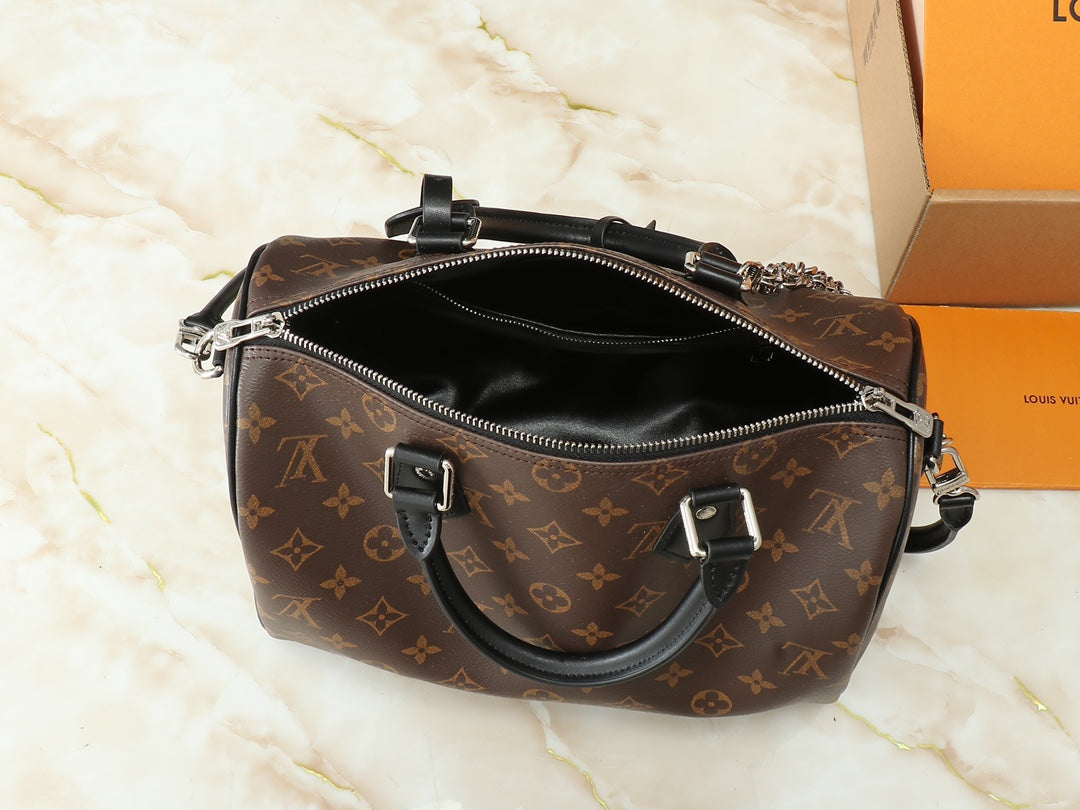LV Speedy Soft 30 Boho Handbag — view 10