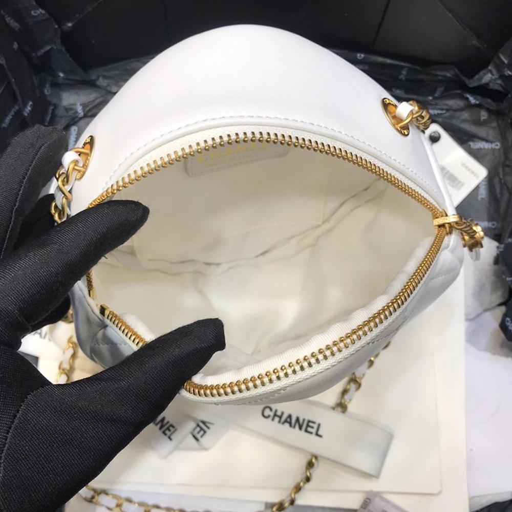 Chanel Runway White Lambskin Leather Diamond Cut Bag Gold Chain — view 6