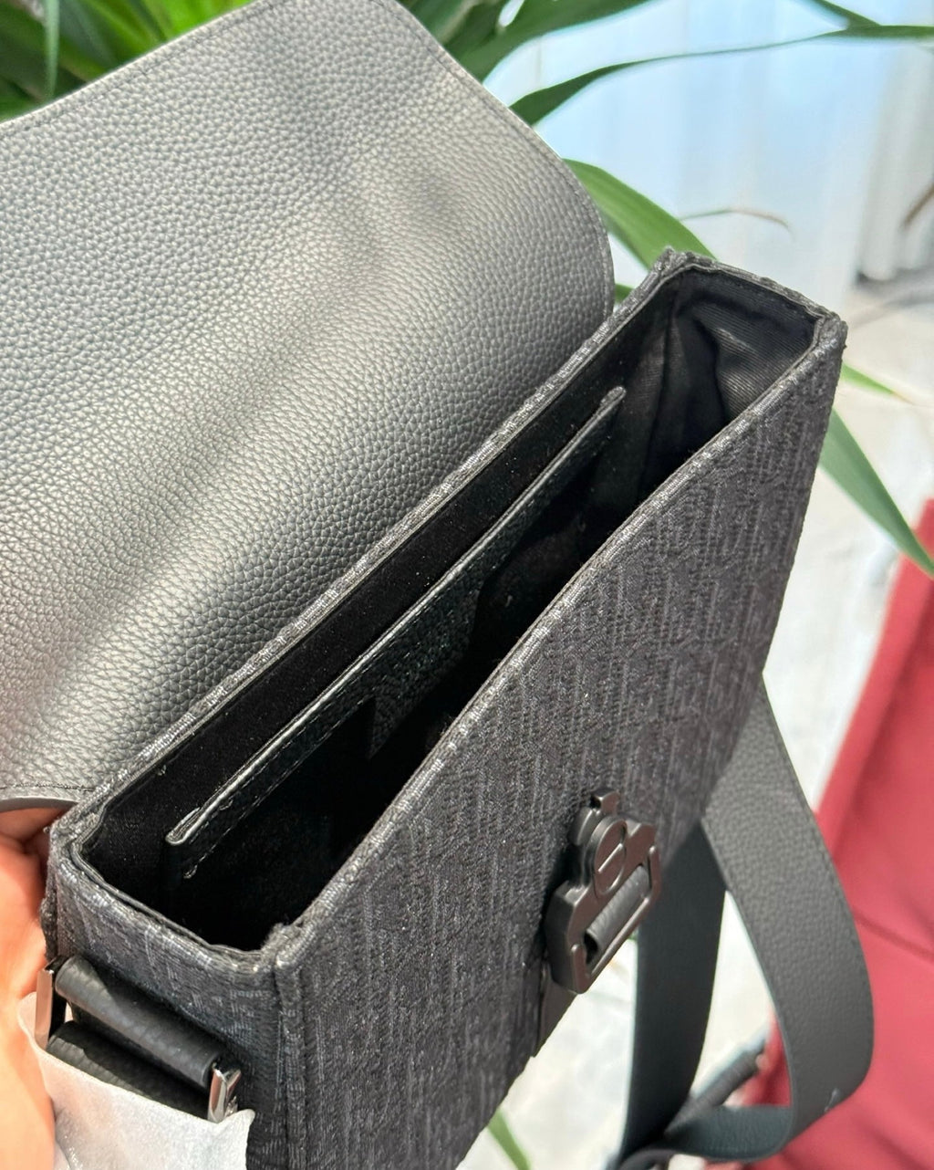 Serenityll 200105 Dior Bag — view 3