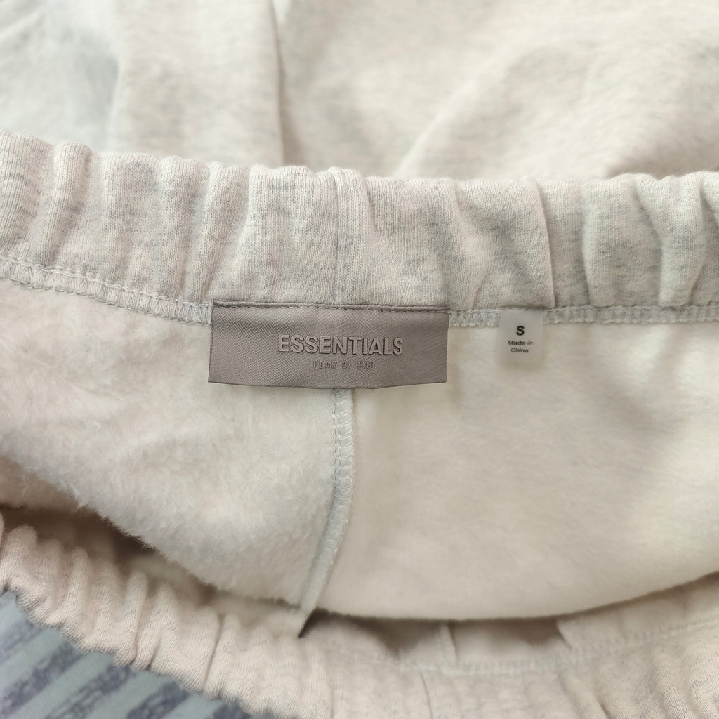 Fear of God ESSENTIALS Relaxed Sweat Shorts — view 28