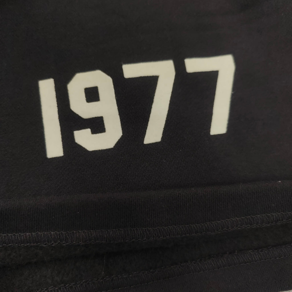 Fear of God ESSENTIALS Relaxed Sweat Shorts — view 12