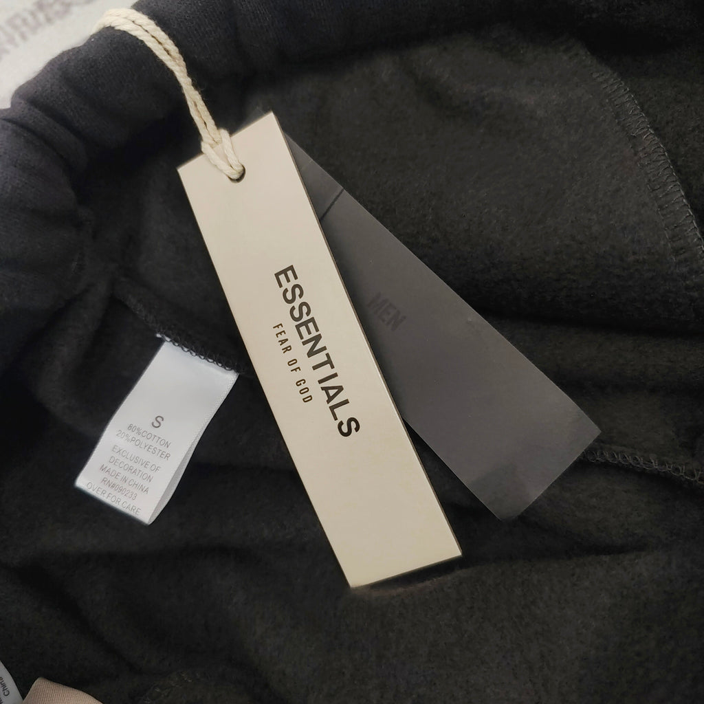 Fear of God ESSENTIALS Relaxed Sweat Shorts — view 15