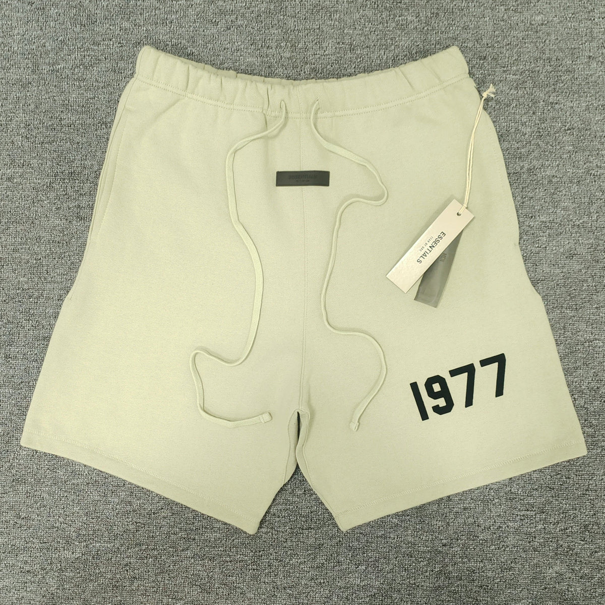 Fear of God ESSENTIALS Relaxed Sweat Shorts — view 24