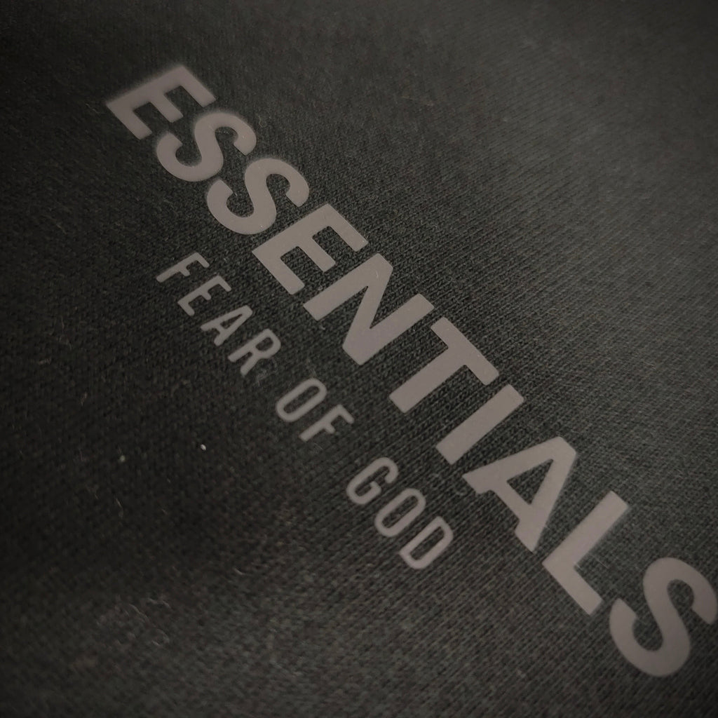 Fear of God ESSENTIALS Relaxed Sweat Shorts — view 32