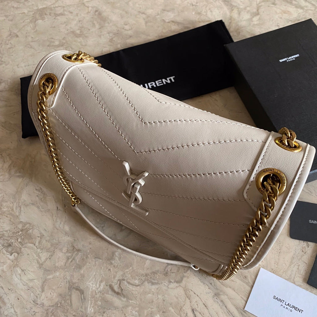 YSL Niki Medium Chain Bag in Lambskin Blanc Vintage - 28 x 20 x 8,5 cm - White — view 5