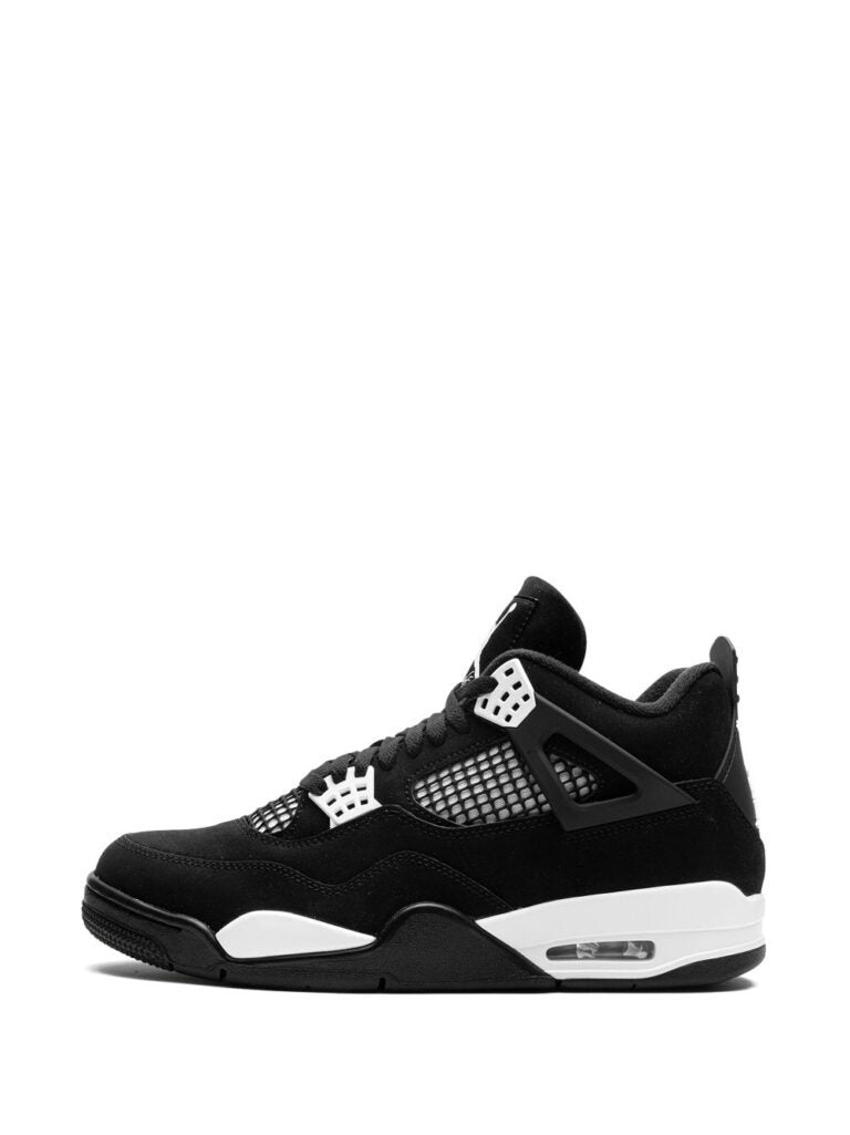 Nike Air Jordan 4 Retro — view 2