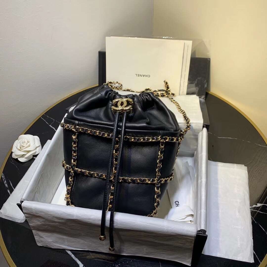 Chanel Bucket Chain Drawstring Bag 2021 - Matte Pink — view 6