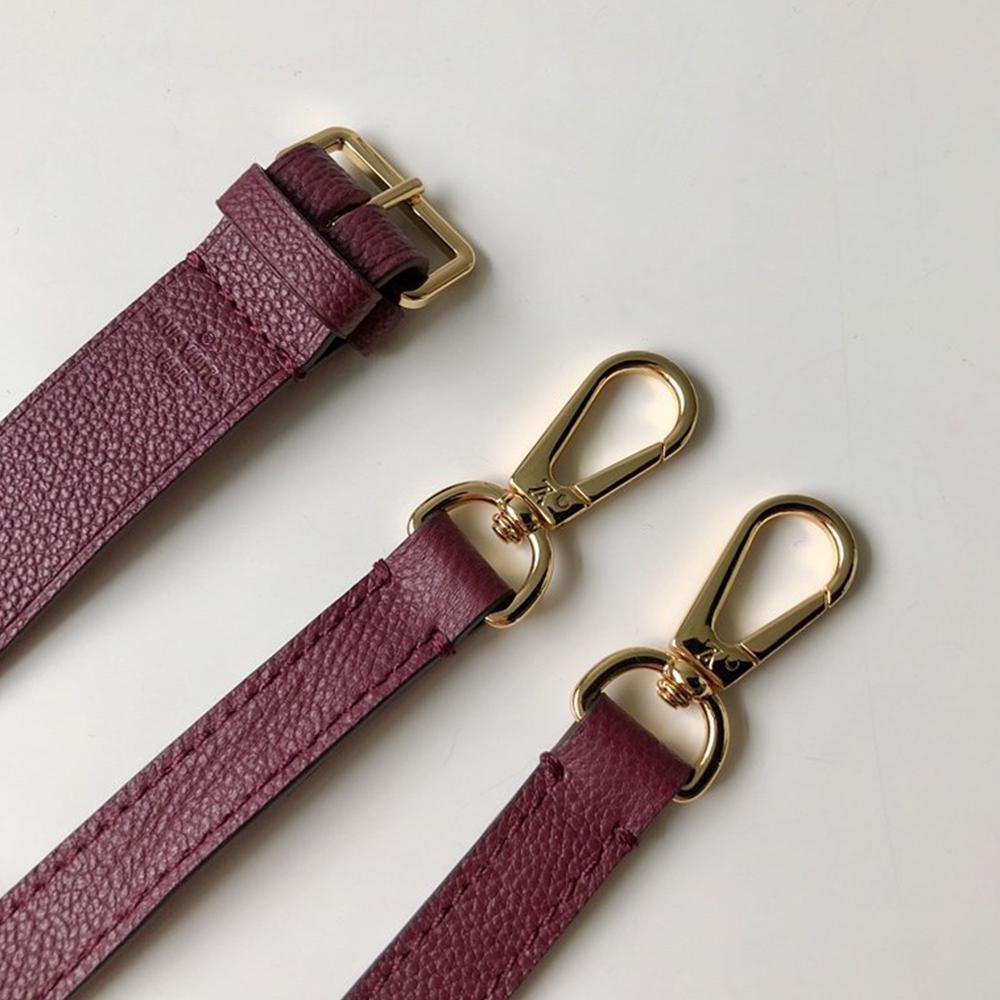 Louis Vuitton Montaigne MM Handbag — view 7