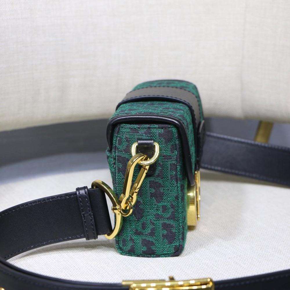 Dior 30 Montaigne Flap Bag — view 3