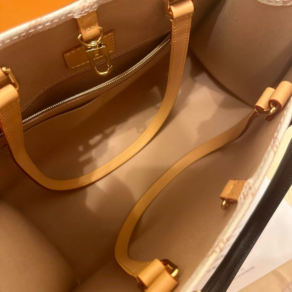 Louis Vuitton OnTheGo MM Tote Bag Monogram Dune Cruise — view 9