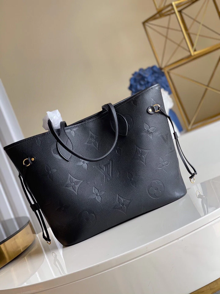 Louis Vuitton Neverfull MM Tote Bag - Black — view 2