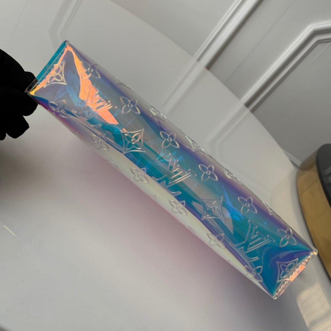 Louis Vuitton Toiletry Pouch — view 6