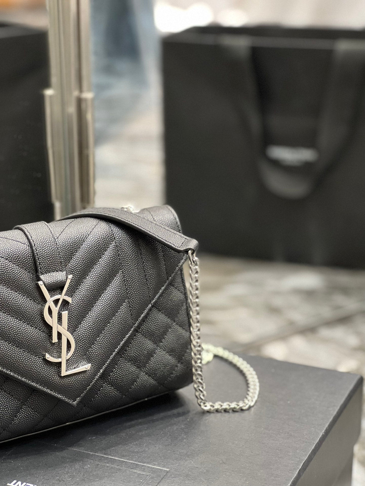 YSL Envelope Bag 21cm 526286 02 - Black — view 2