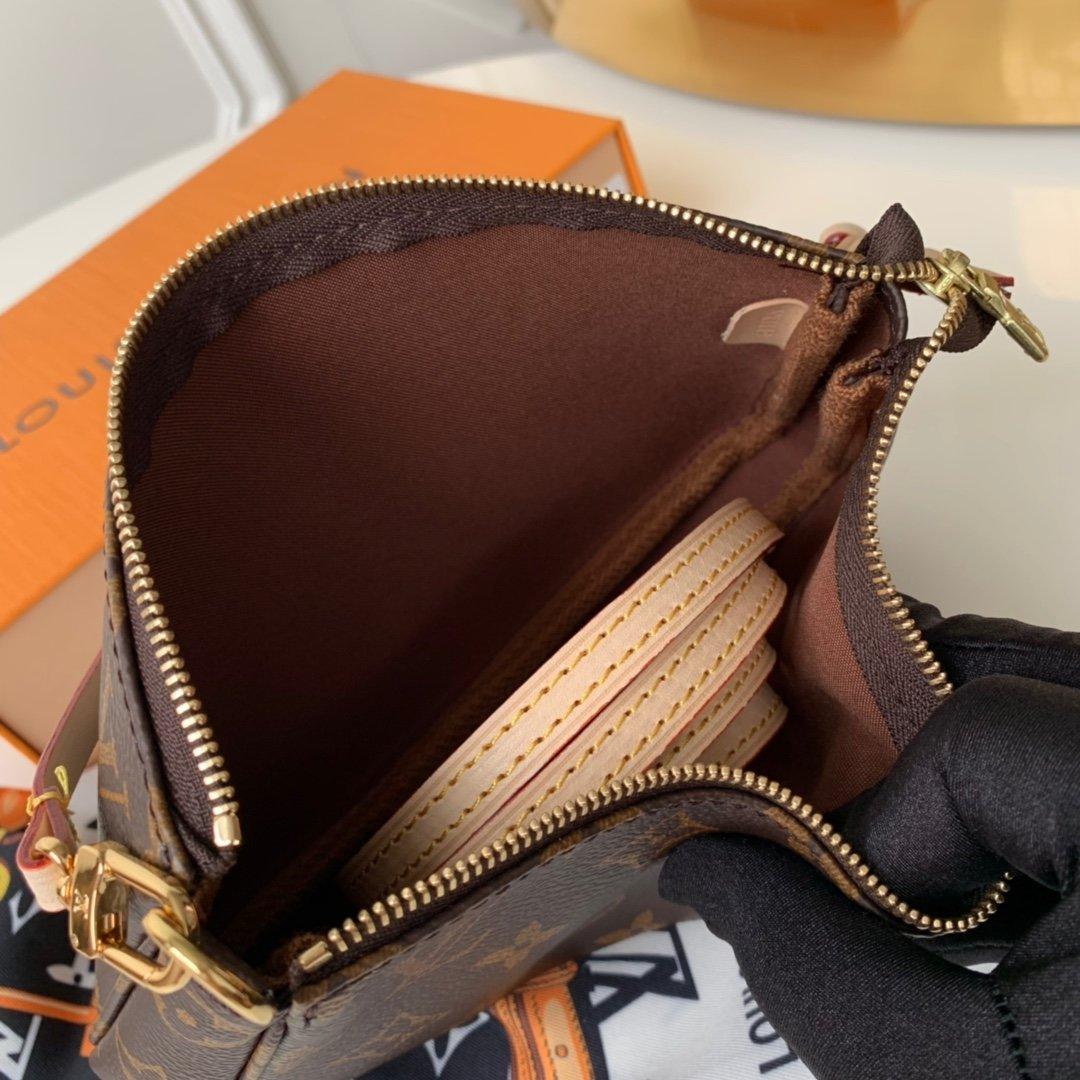 Louis Vuitton Pochette Accessoires — view 8