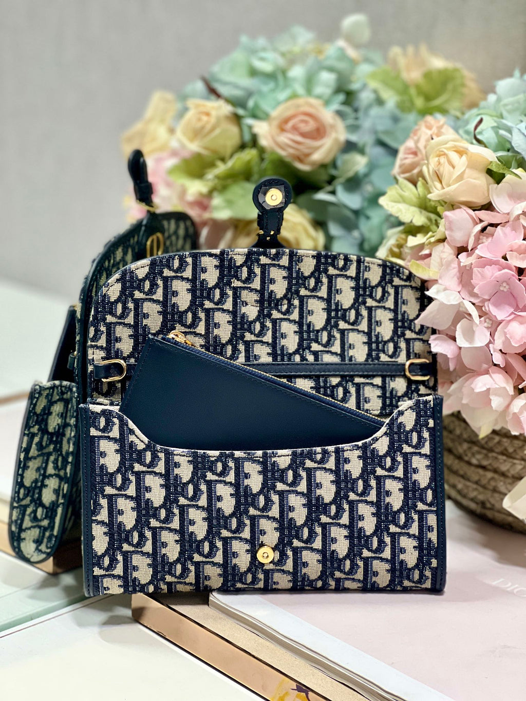 Dior Bobby Wallet On Chain East West Blue Oblique Jacquard — view 5