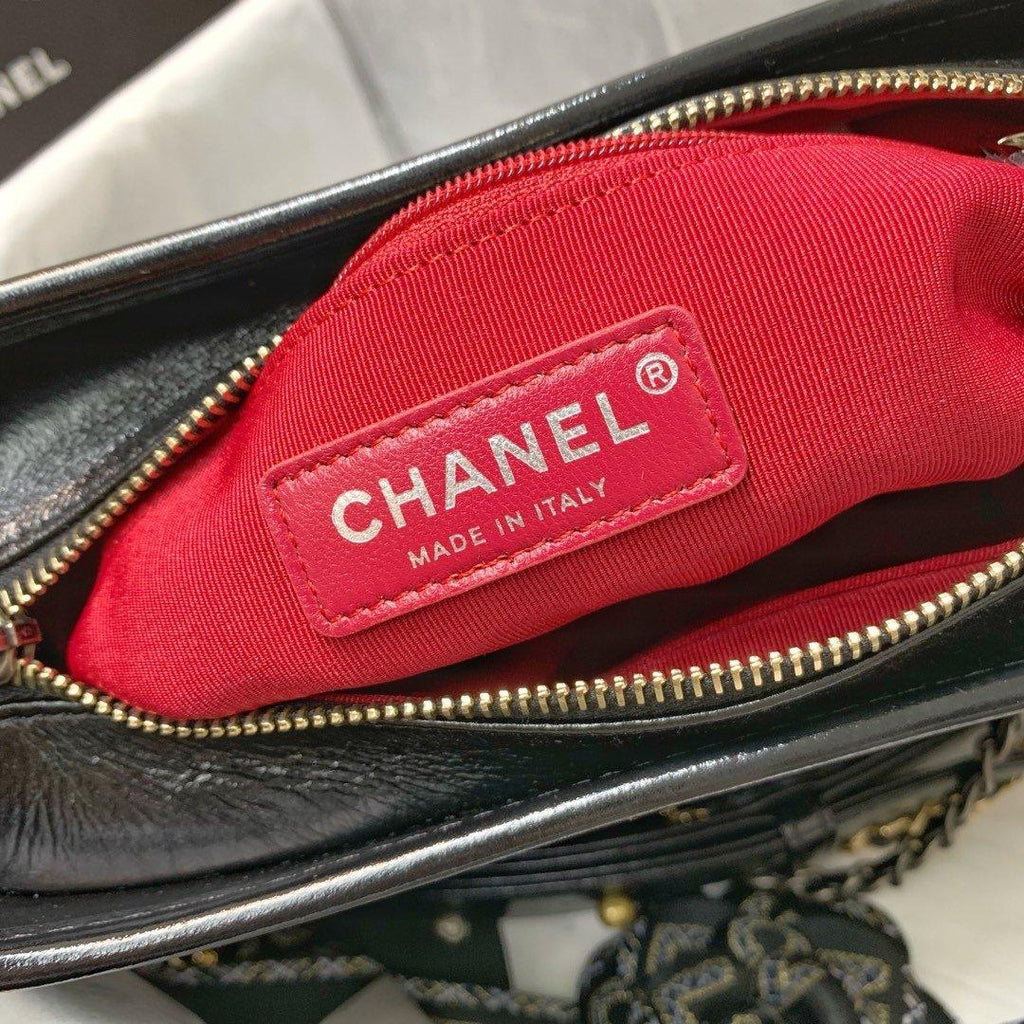 Chanel's Gabrielle Hobo Bag - Orange — view 8