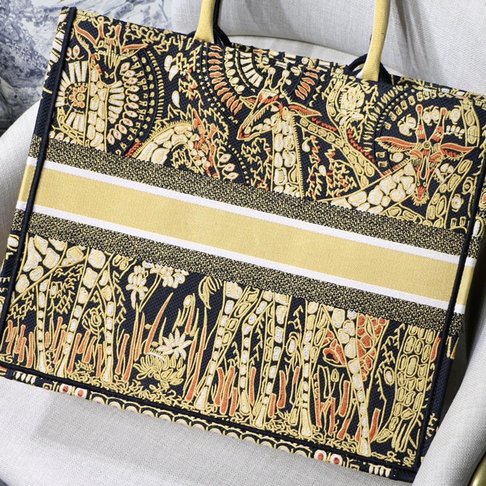 Dior Book Tote — view 3