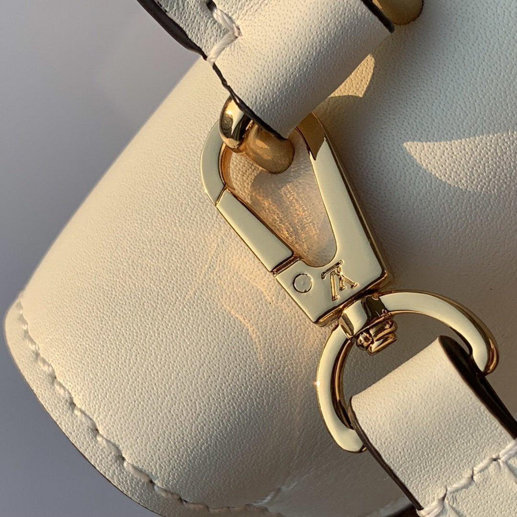 Louis Vuitton Locky BB Bag — view 7