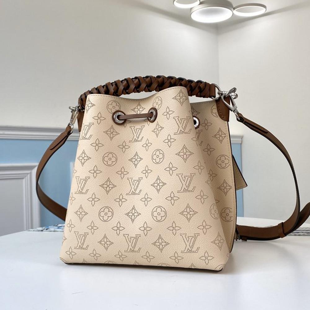 Louis Vuitton Néonoé BB Bucket Bag - Cosmic Latte — view 4