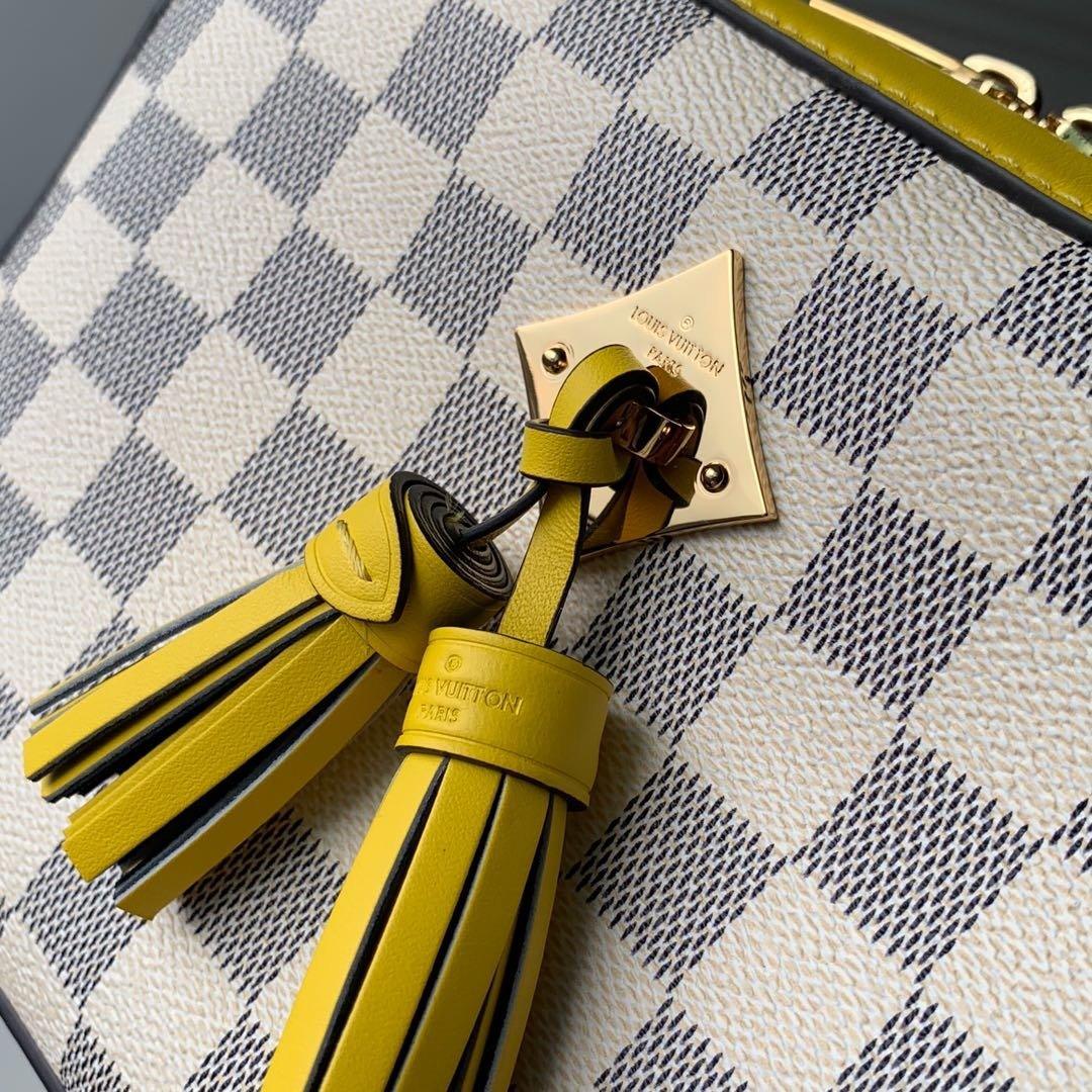 Louis Vuitton Bag — view 7