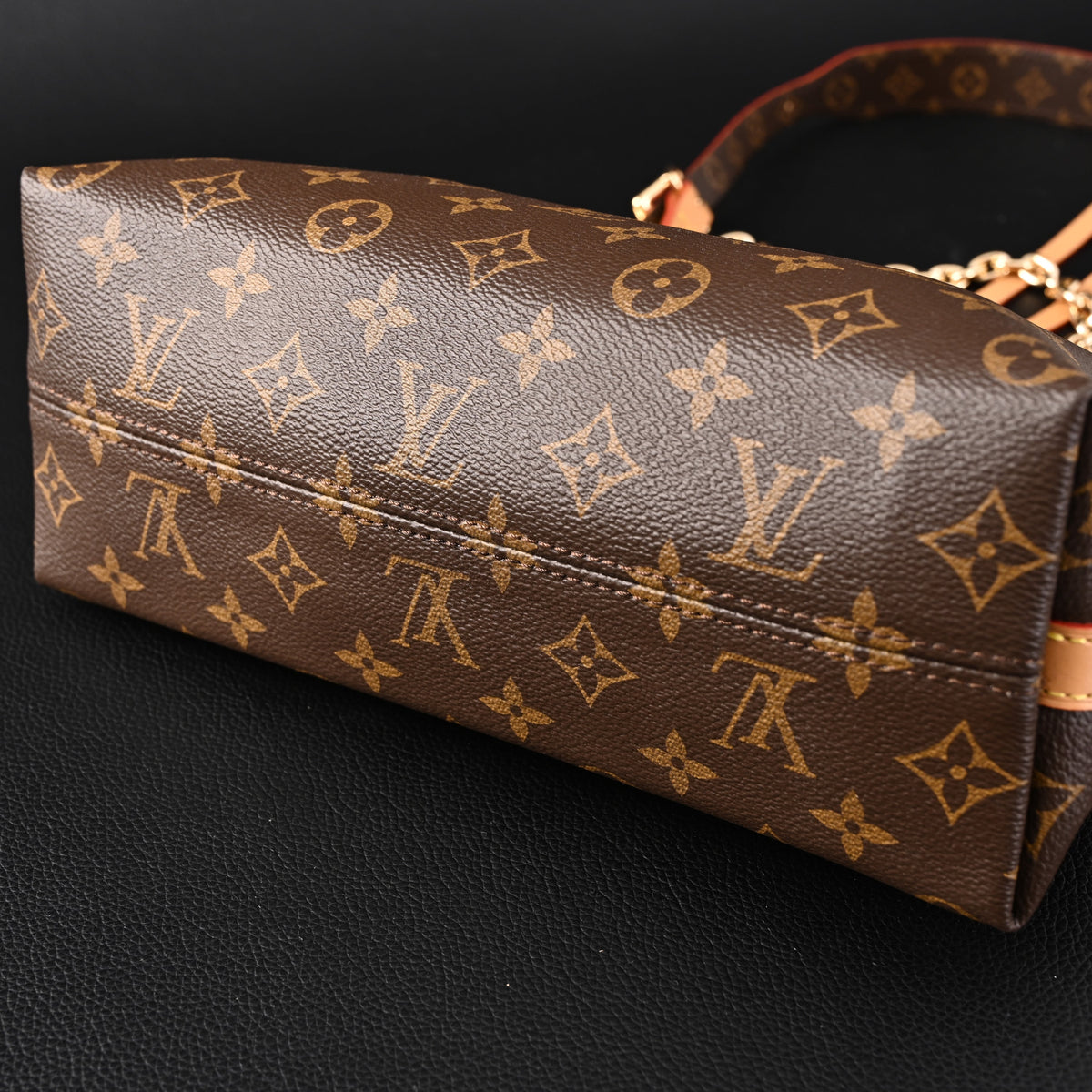 Louis Vuitton Carryall BB Monogram Canvas Shoulder Bag – Classic Brown (M13014) — view 9