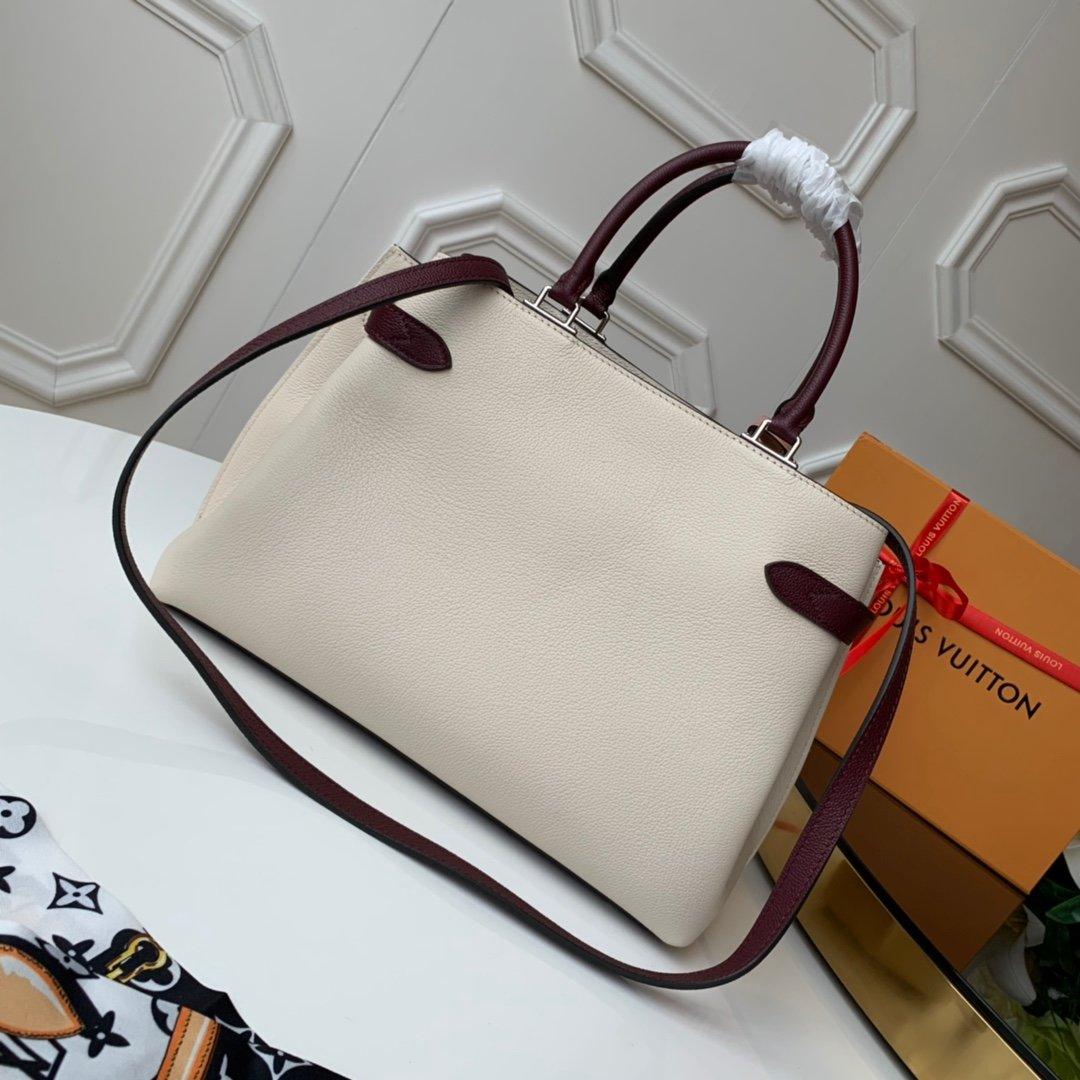 Louis Vuitton Lockme Day Bag — view 3