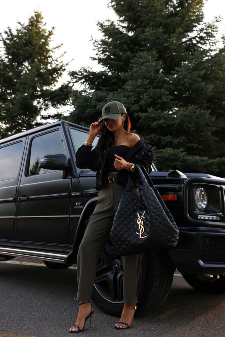 Saint Laurent Icare Maxi Shopping Bag in Quilted Lambskin - Black — view 3