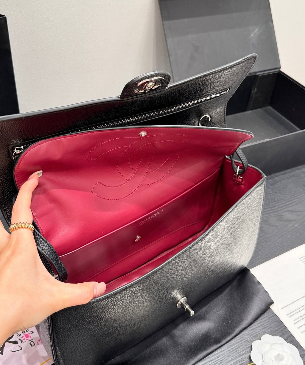 Serenityll 2001123 Chanel Bag — view 7