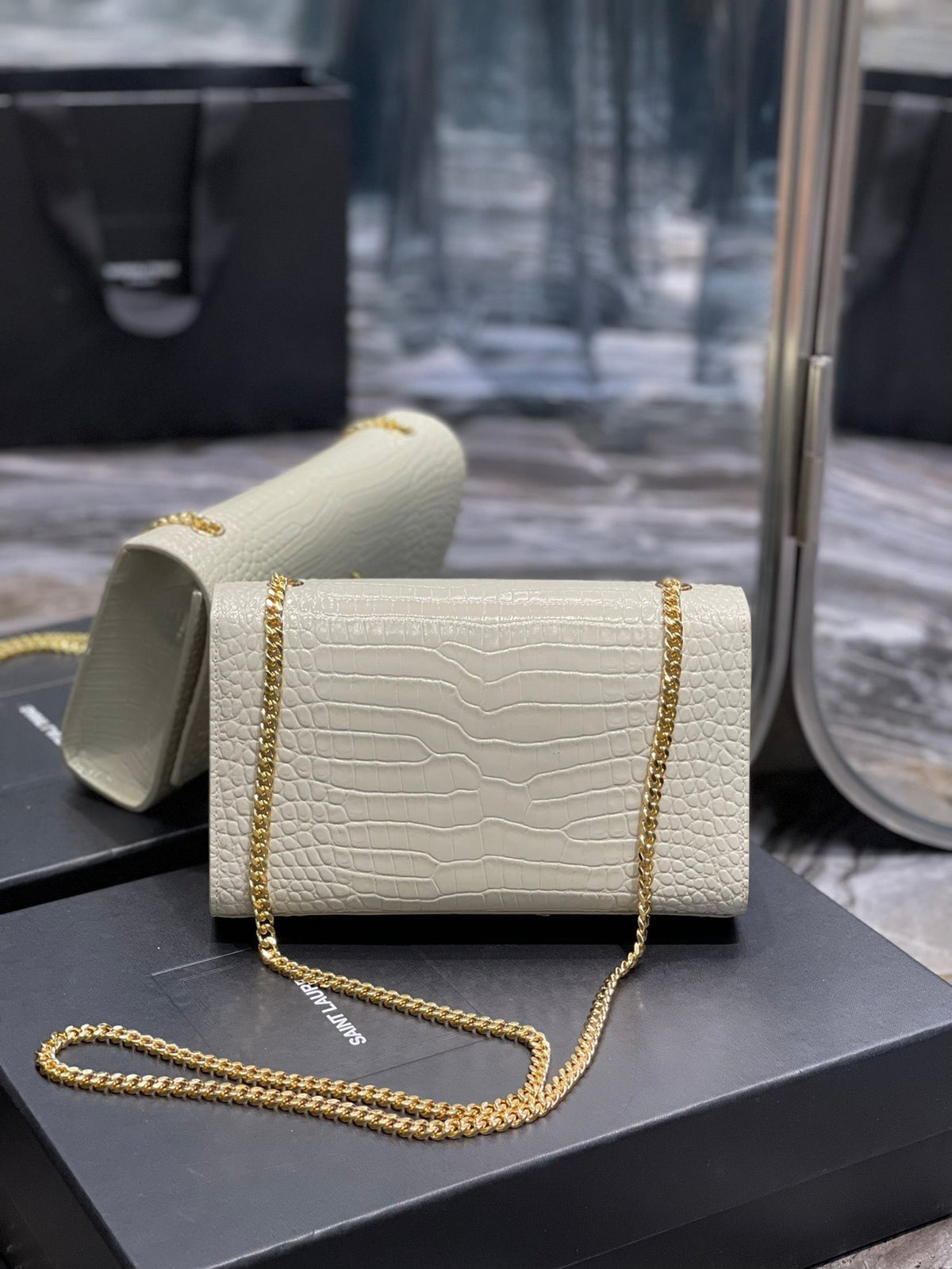 YSL Kate 24cm Shoulder Bag - White — view 3