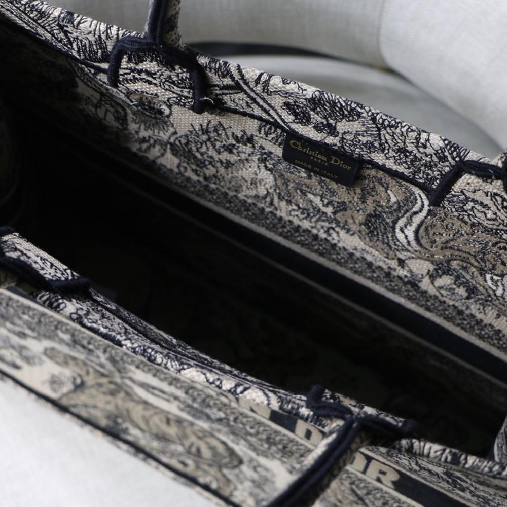 Dior Book Tote — view 7
