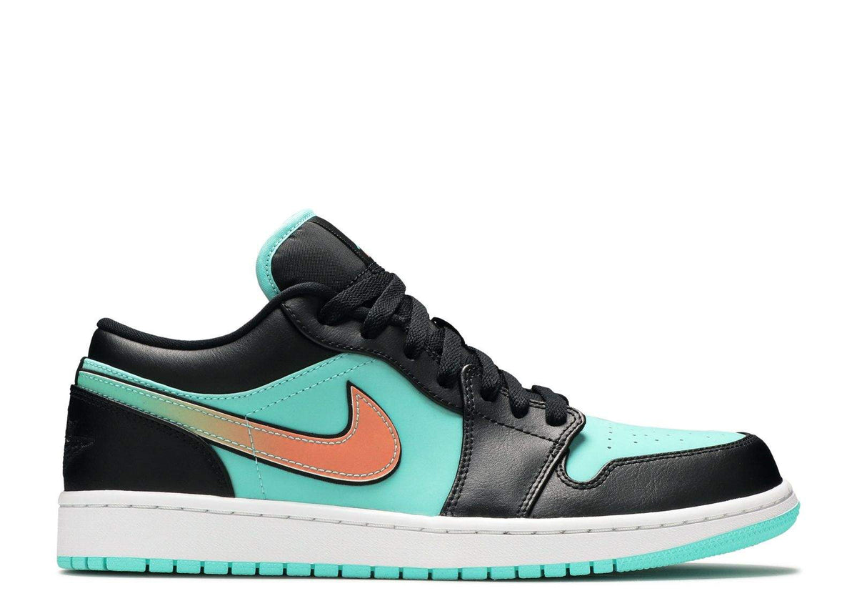 Air Jordan 1 Low SE ¡®Tropical Twist¡¯ Everlasting Sneaker — view 1