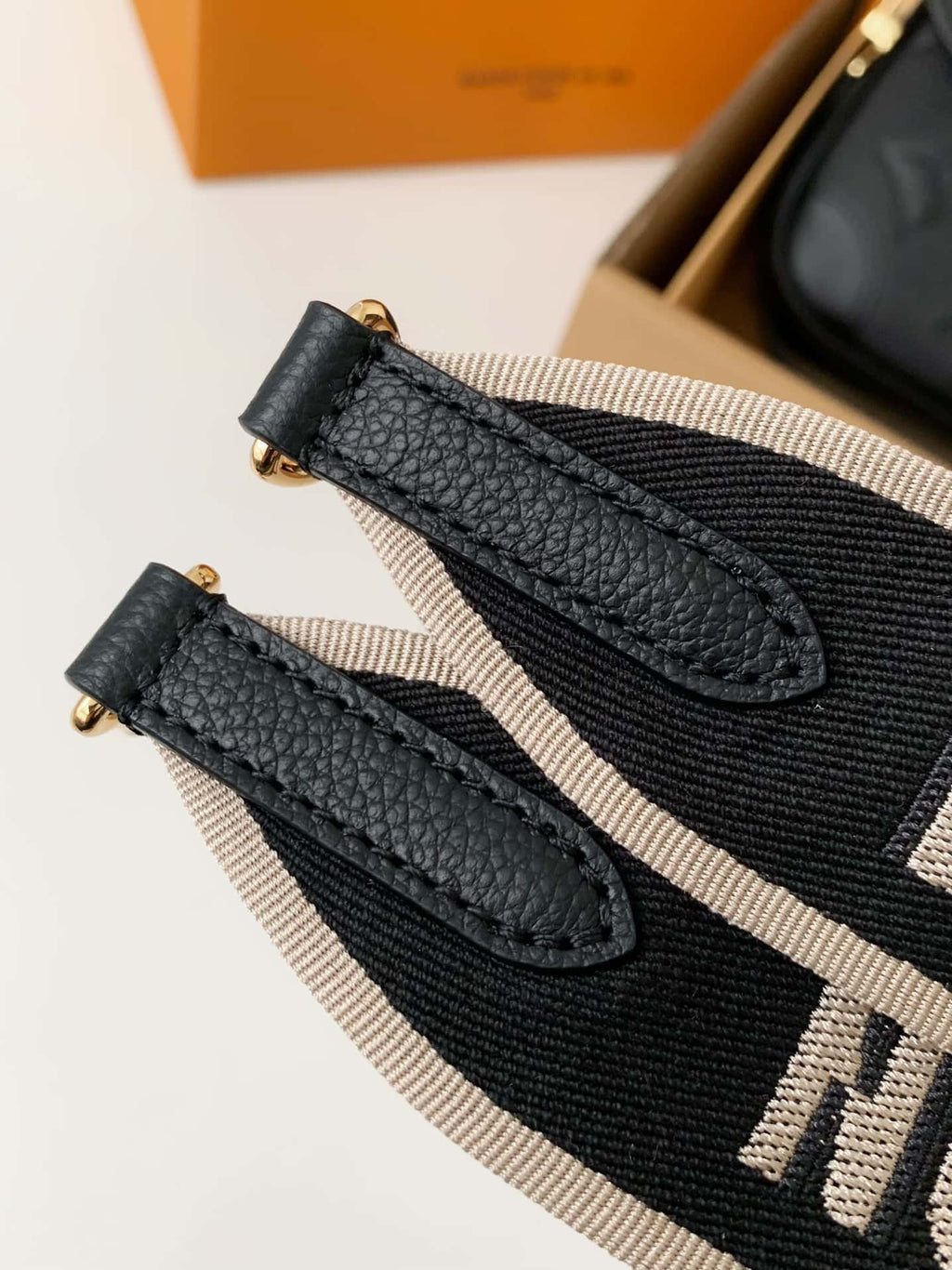 Louis Vuitton LV Diane Handbag - Black — view 13