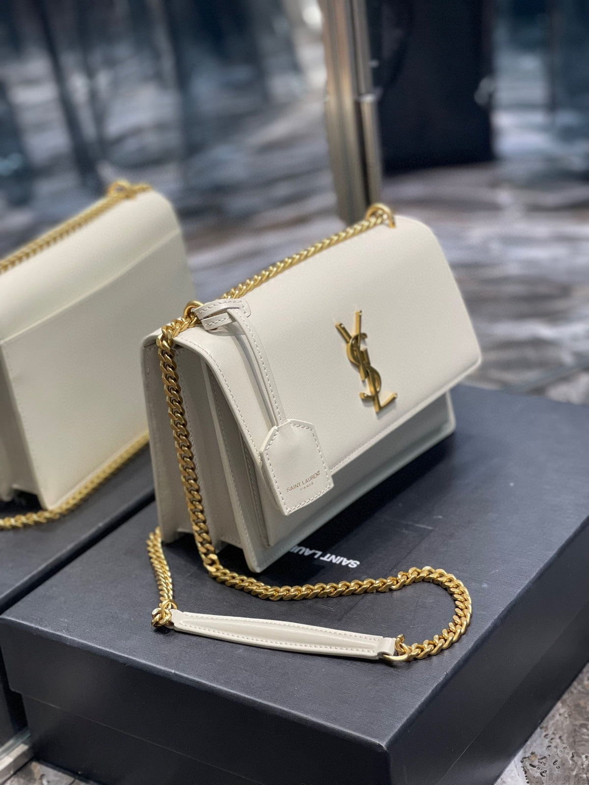 YSL Medium Sunset Bag 22 White Lambskin Gold Tone — view 4