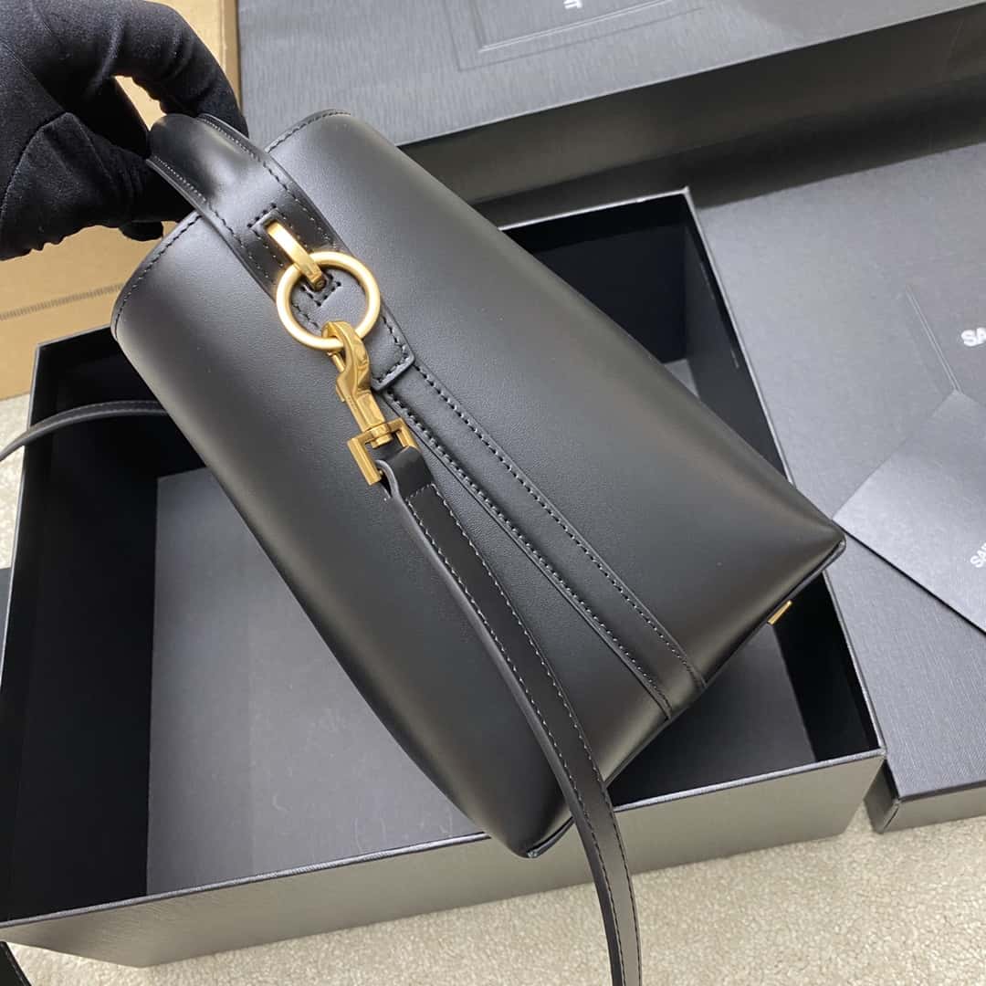 Louis Vuitton New Wave Multi-Pochette Handbag - Black — view 3