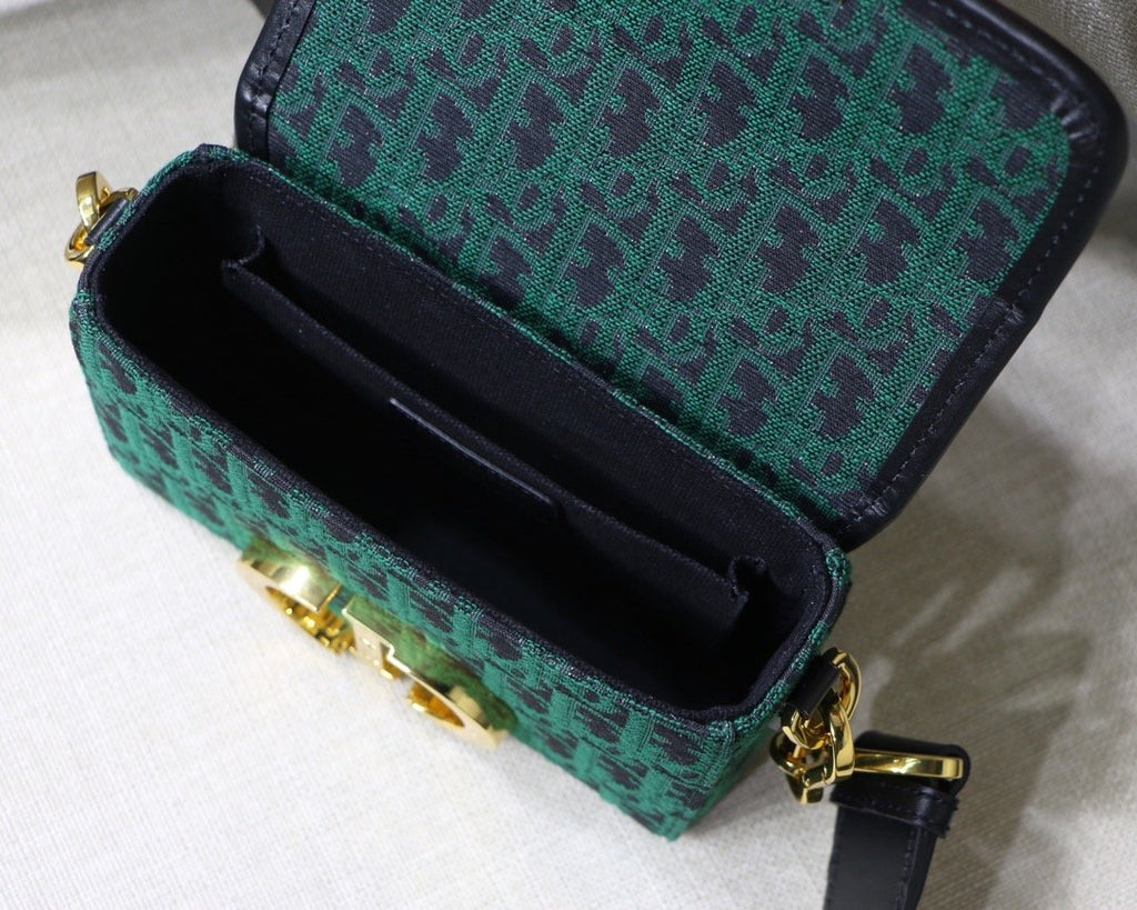 Dior 30 Montaigne Mini Box 17.5cm 002 — view 5