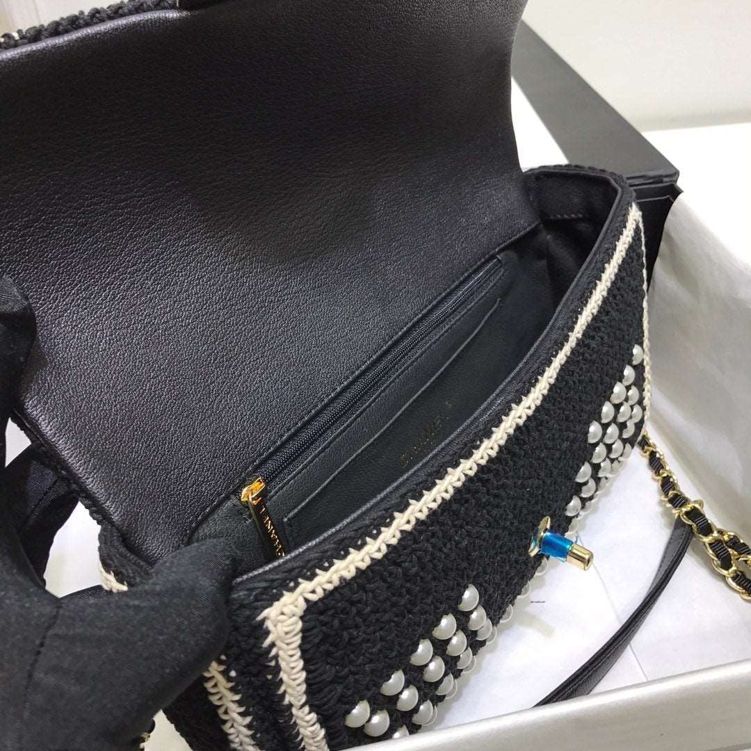 Chanel Vintage Classic Flap Bag — view 9